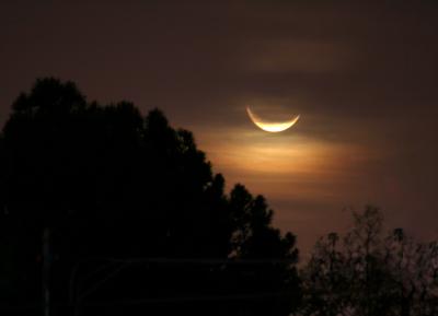 Hazy Moonrise