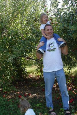 Reagan on Daddy's shoulders