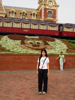 Disneyland HK (02/09/2005)