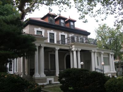 Mansion on Highland Boulevard