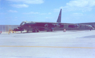 v3/37/545937/1/45340532.UTapaoAircraft04.jpg