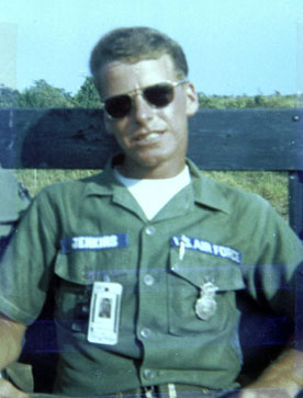 v3/37/545937/1/45340550.UTapaoFriendsBobJenkins.jpg