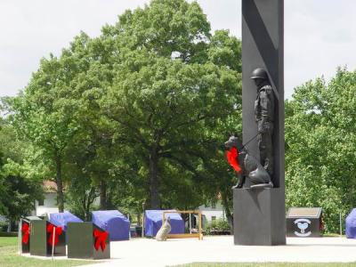 v3/37/545937/3/45322529.FtBenning2003201.jpg