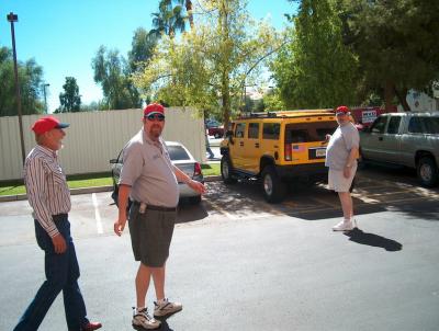 Bill Cummings checking out Broeker's Hummer