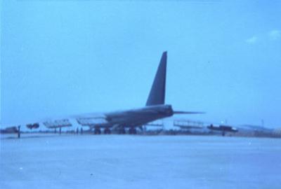 v3/37/545937/3/45340536.UTapaoAircraft08.jpg