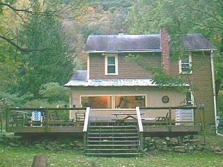 v3/37/572137/1/46191479.bshouse.jpg