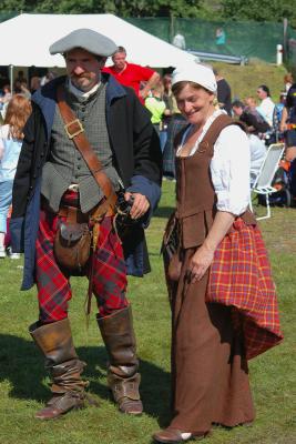 v3/37/72737/3/48570992.GlenfinnanGarb.jpg