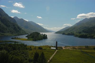 v3/37/72737/3/48570994.GlenfinnanMonument.jpg