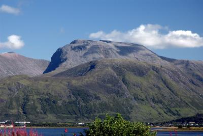 v3/37/72737/3/48587140.BenNevisFortWilliam.jpg
