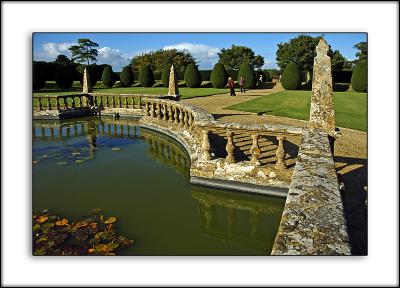 Pond and balustrade, Montacute House (2176)