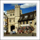Gate and National Trust shop, Wells