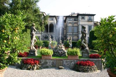 Villa Pfanner, Via degli Asili