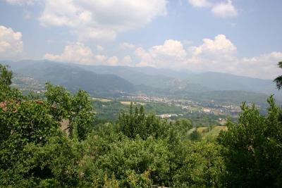 View near Gragnanella