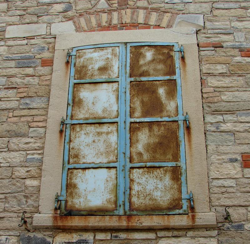 Rusty window