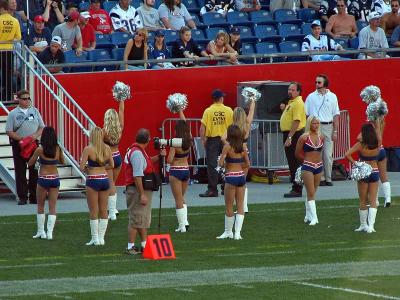 1cheer2.jpg