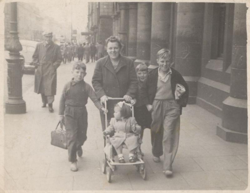 Grandma, Bertie, Alec, George and Wilma....