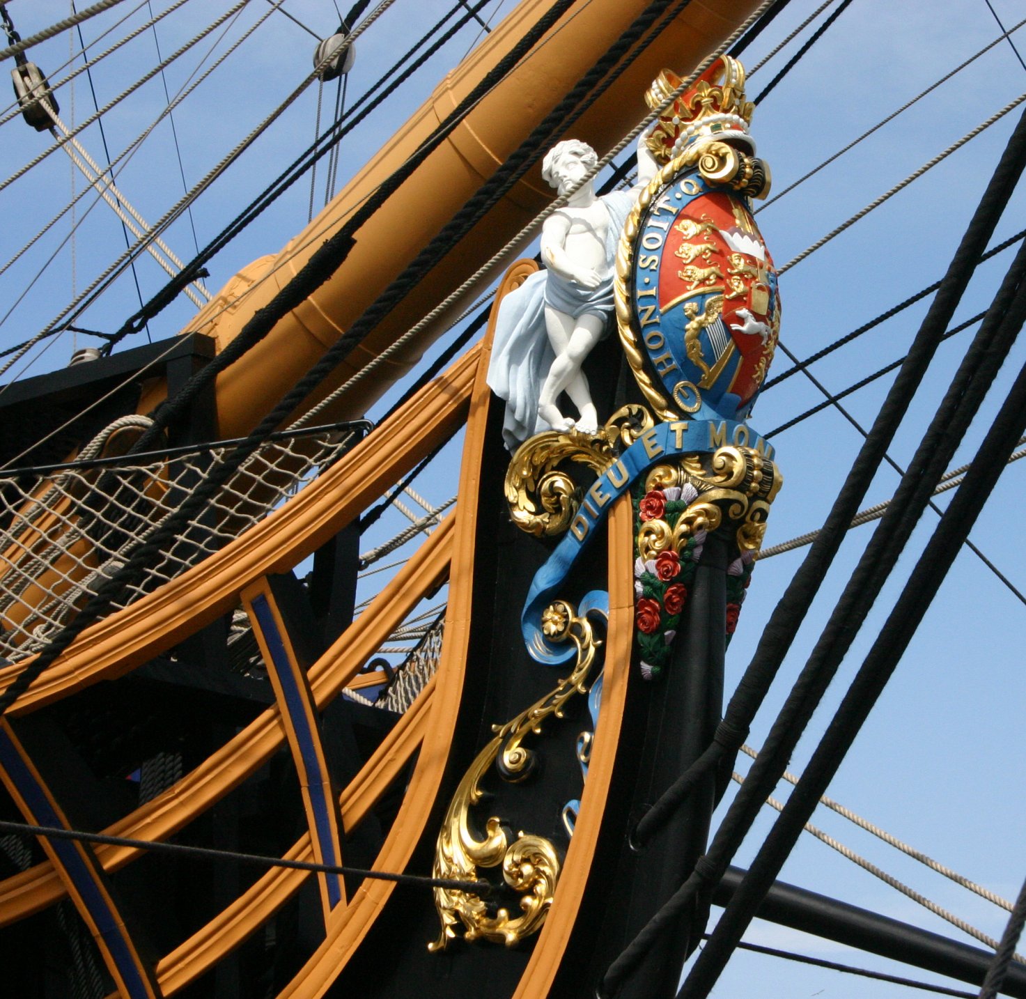 Bow close up