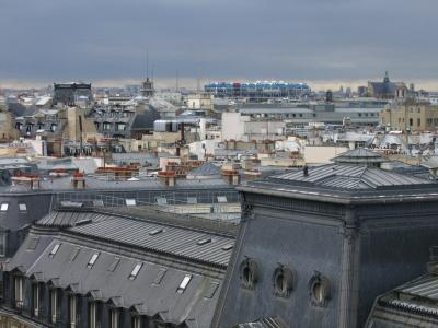 Vue  partir du toit des Galeries...au loin Place Pompidou