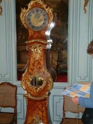 Horloge d'poque Louis XV qui indique les phases de la lune