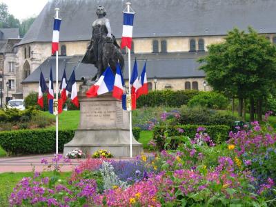 Monument en l'honneur des soldats du canton de Honfleur qui sont morts pour leur patrie