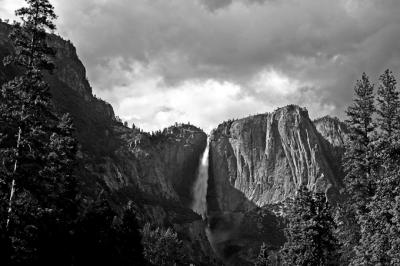 Yosemite falls 2 bw