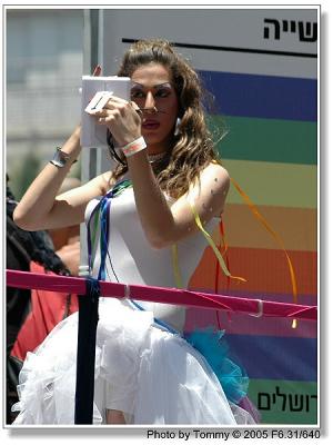 Pride Parade 2005 12.JPG