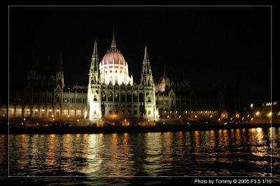 Budapest   night 7.JPG