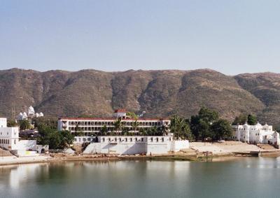 My hotel, Pushkar Palace (centre)