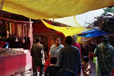 Alley of stalls at Kalkaji Devi temple