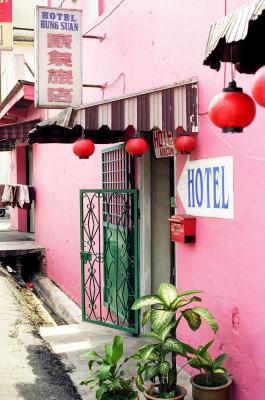 Hotel Hung Suan, Gemas