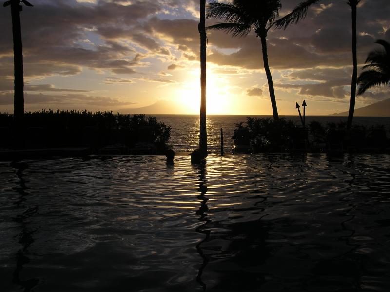 infinity pool