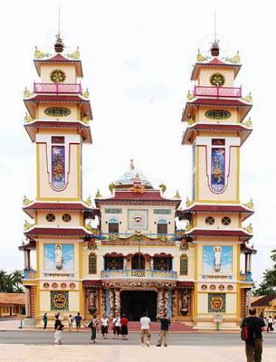 Cao Dai Temple - Tay Minh