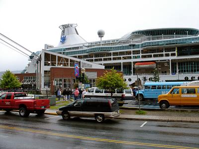 v3/42/193142/3/47413515.ShipatJuneaudock.jpg