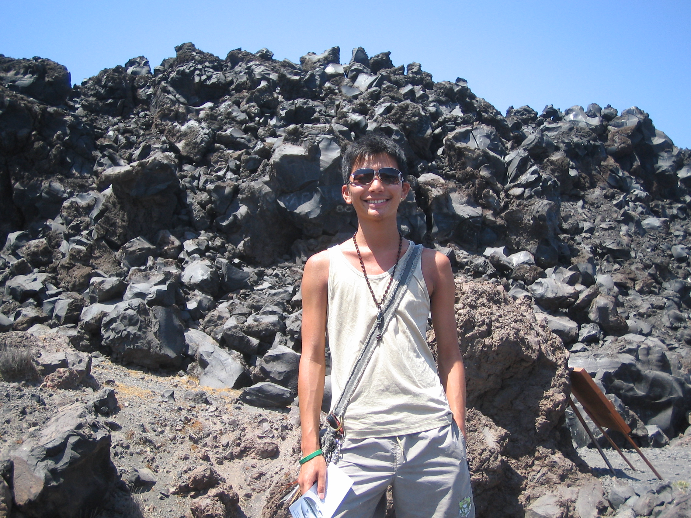 me n volcano rock