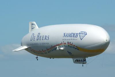 Zeppelin over Cape Town   -  September 2005