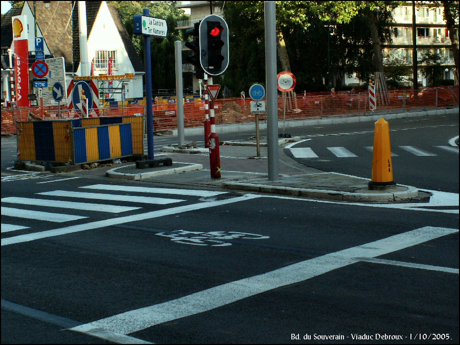 Confusion et contradiction dans les signalisations (1/10/2005)