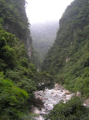 v3/42/585842/3/48397919.gorge_01_0014.jpg