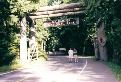 Entrance to Mt Rainier.jpg