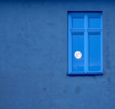 Full moon window