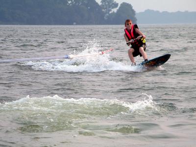 Arron finally gets the wakeboard working