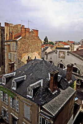 roofs050704_pic1CB.jpg