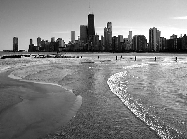 Chicago by the Beach, B&W