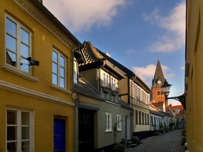 v3/45/324445/3/50986731.aalborg_street.jpg