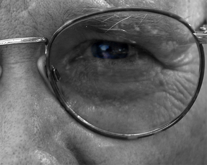 8/5/05 - Late Night<br><font size=3>ds20050805_0015aw Eye.jpg</font>