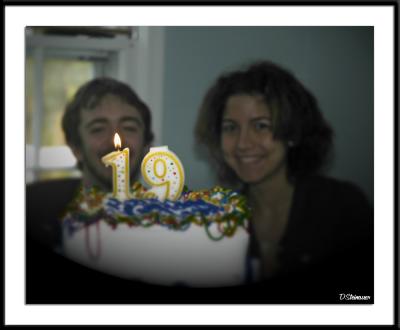 ds20050704_0116a1wF Mark Cake.jpg