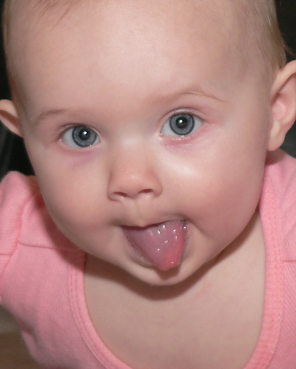7-07-05 Alyssa tongue.jpg