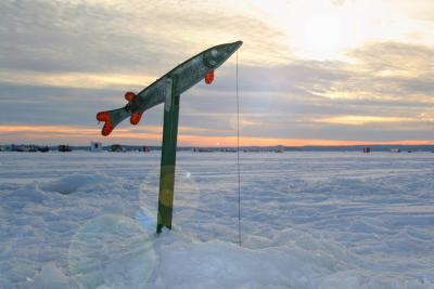 PCHE BLANCHE /  ICE FISHING  /  BRIMBALE