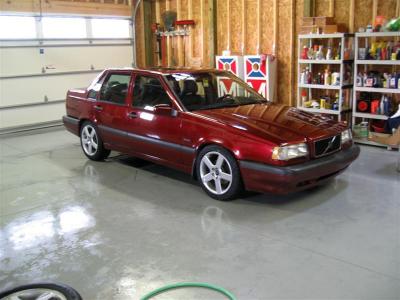 Car w/ Pegs 