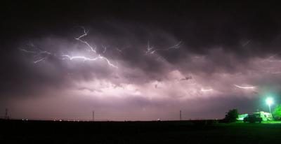 Lightning 2.jpg