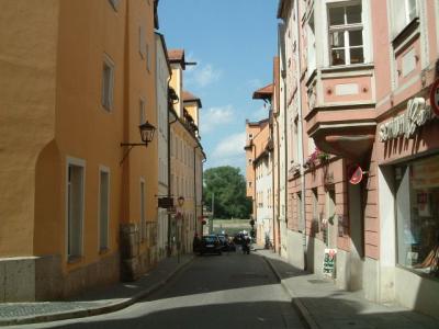 Skinny streets - Donau River at the end of the street